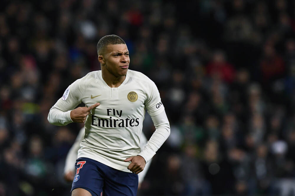 工业富联：预计2025年净利润超350亿元 同比增长超50%